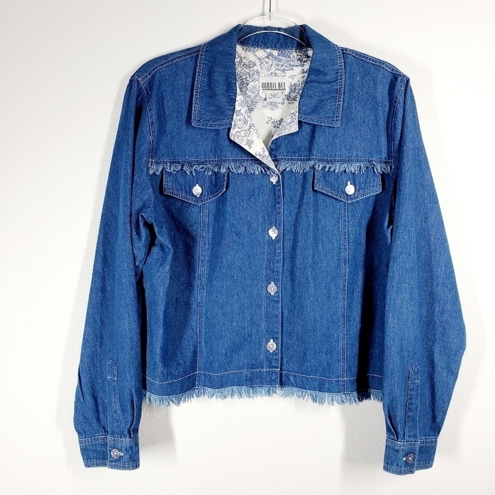 BOBBIE BEE PEARL BUTTON FRONT JACKET